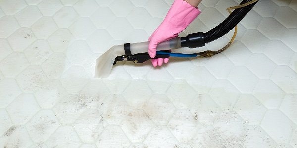 Mattress steam cleaning